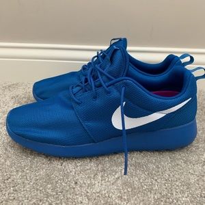 Nike Roshe One Shoes  Mens 11